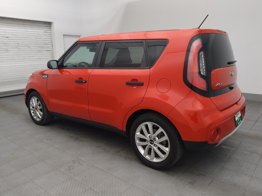 2019 Kia Soul in Tampa, FL 33619 - 18119401 3