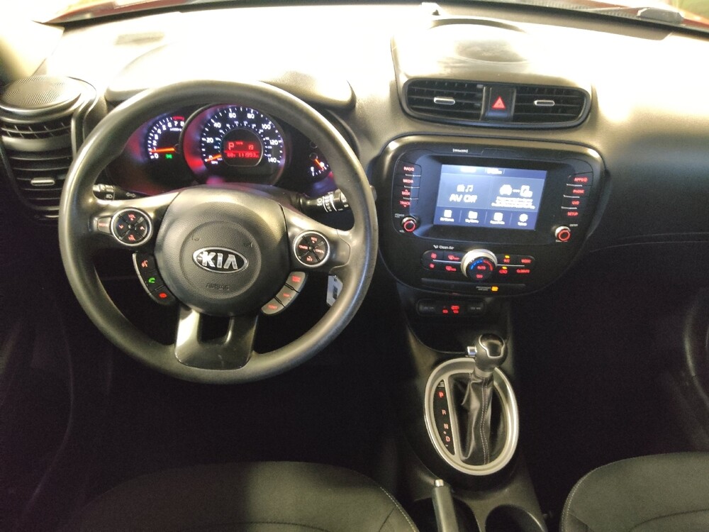 2019 Kia Soul in Tampa, FL 33619 - 18119401 22