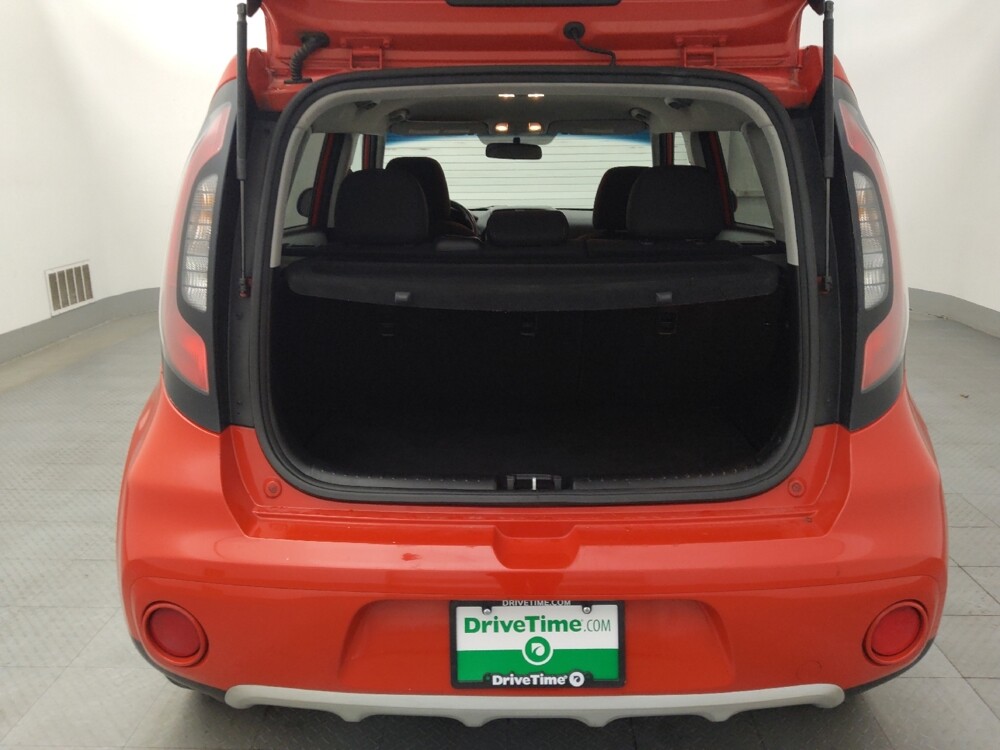 2019 Kia Soul in Tampa, FL 33619 - 18119401 29