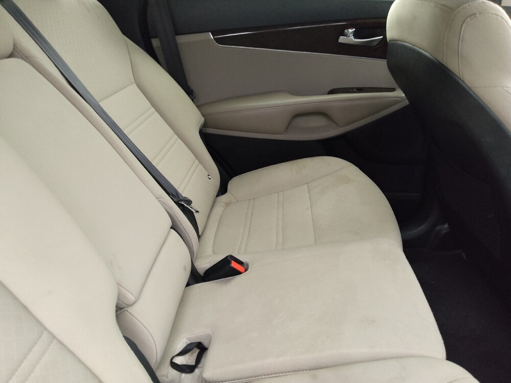 2016 Kia Sorento in Fort Myers, FL 33907 - 18119402 19