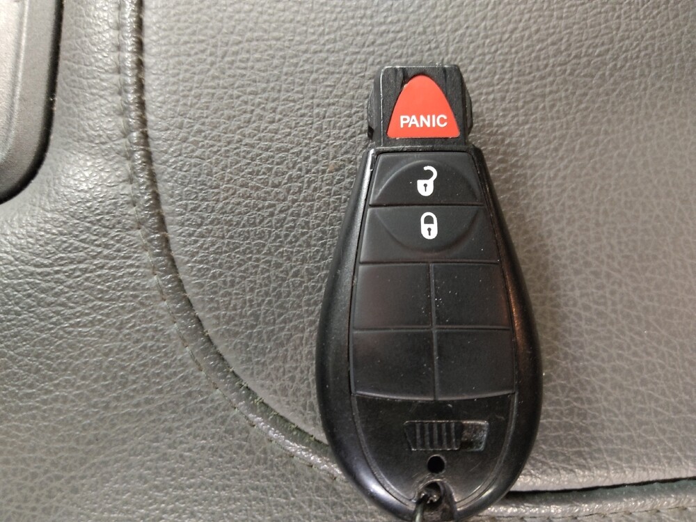 2020 RAM 1500 in Tampa, FL 33619 - 18119404 32