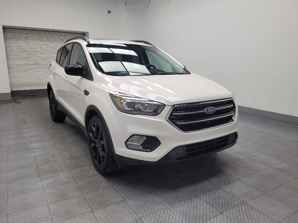 2018 Ford Escape in Las Vegas, NV 89102 - 18119409 13
