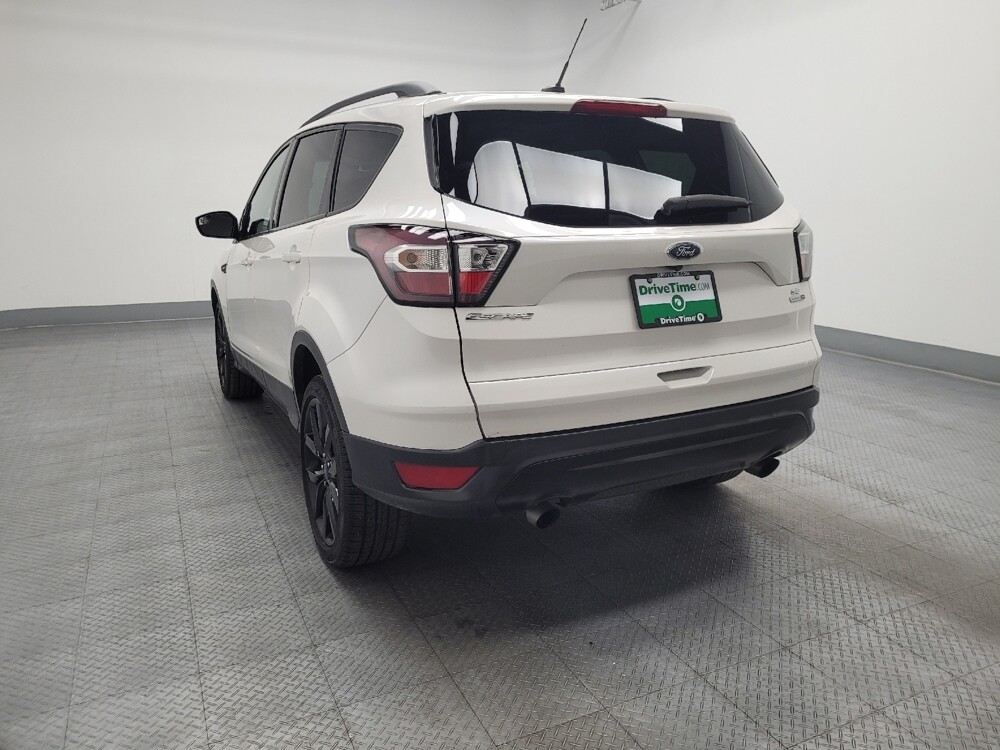 2018 Ford Escape in Las Vegas, NV 89102 - 18119409 5