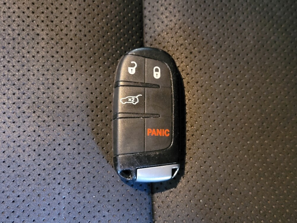 2019 Jeep Grand Cherokee in Jacksonville, FL 32210 - 18119415 32