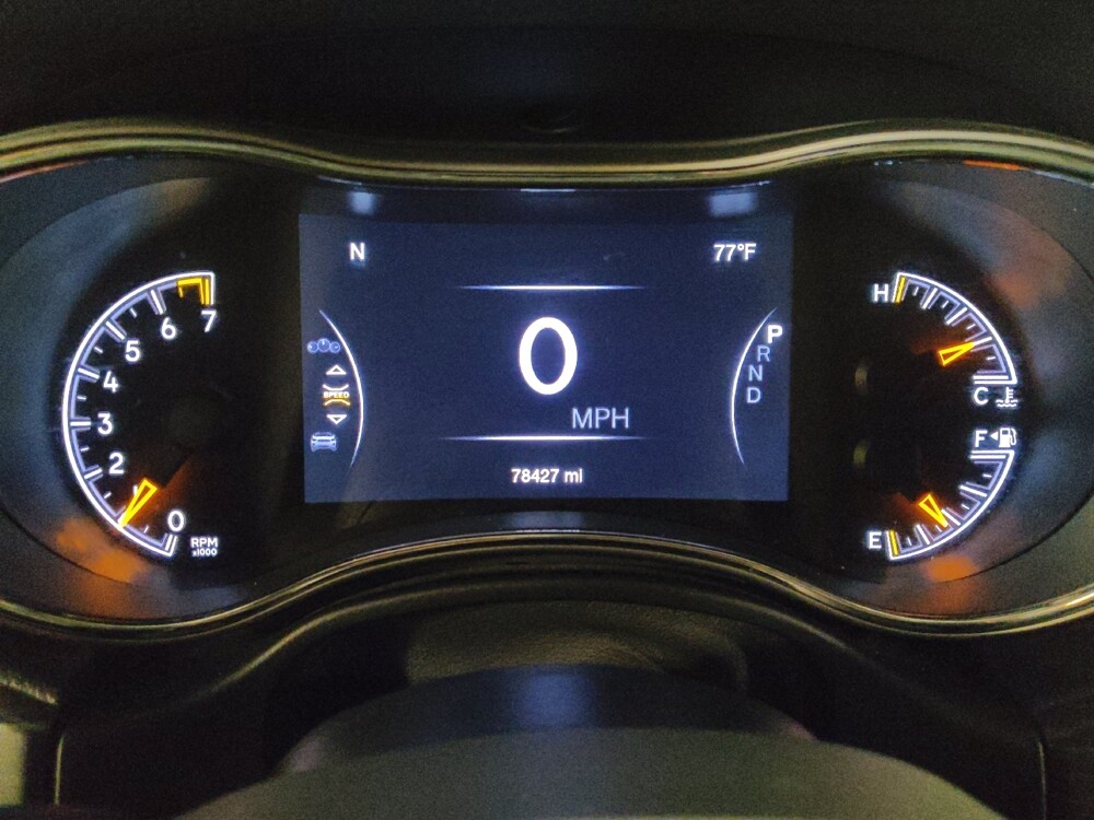 2019 Jeep Grand Cherokee in Jacksonville, FL 32210 - 18119415 23