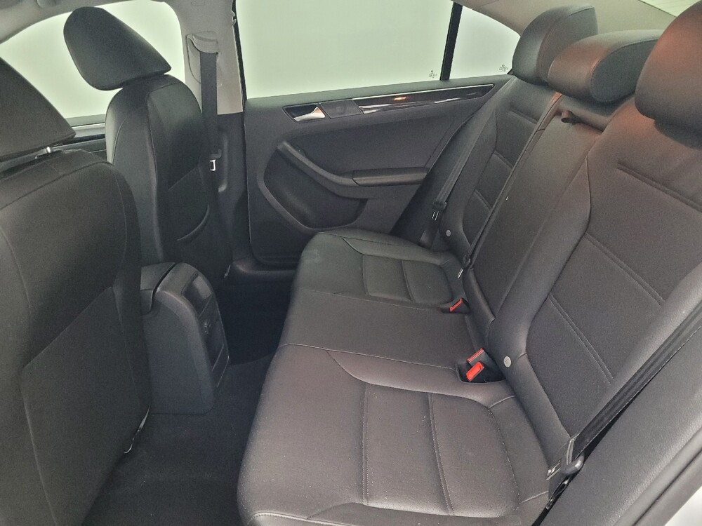 2017 Volkswagen Jetta in Jacksonville, FL 32210 - 18119420 18