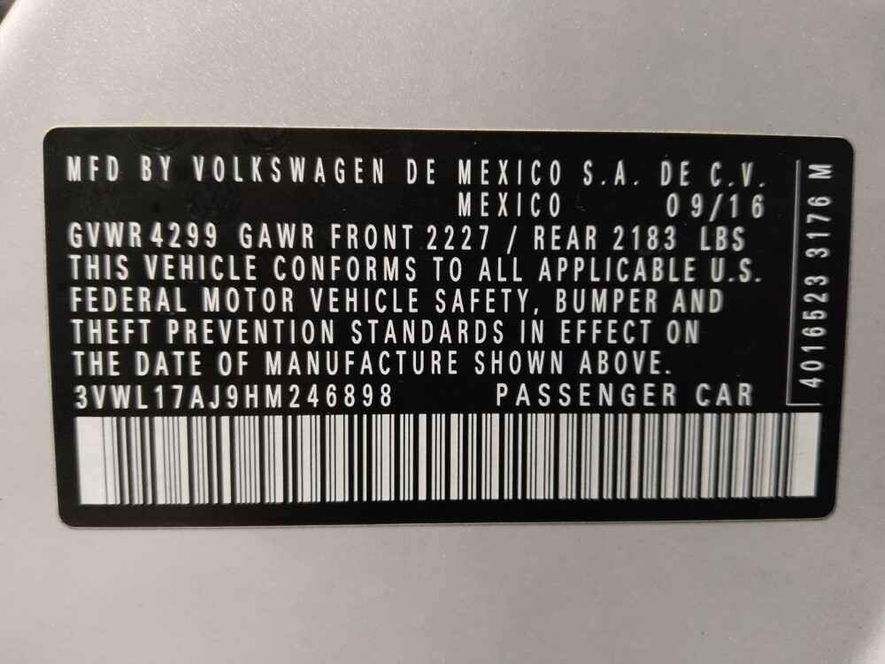 2017 Volkswagen Jetta in Jacksonville, FL 32210 - 18119420 33