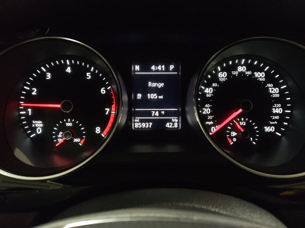 2017 Volkswagen Jetta in Jacksonville, FL 32210 - 18119420 23