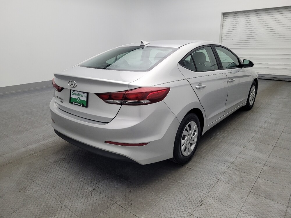 2017 Hyundai Elantra in Orlando, FL 32808 - 18119422 9