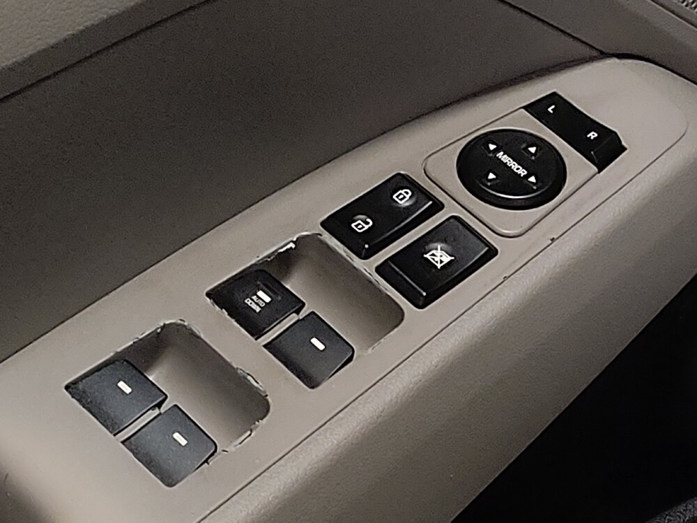 2017 Hyundai Elantra in Orlando, FL 32808 - 18119422 27