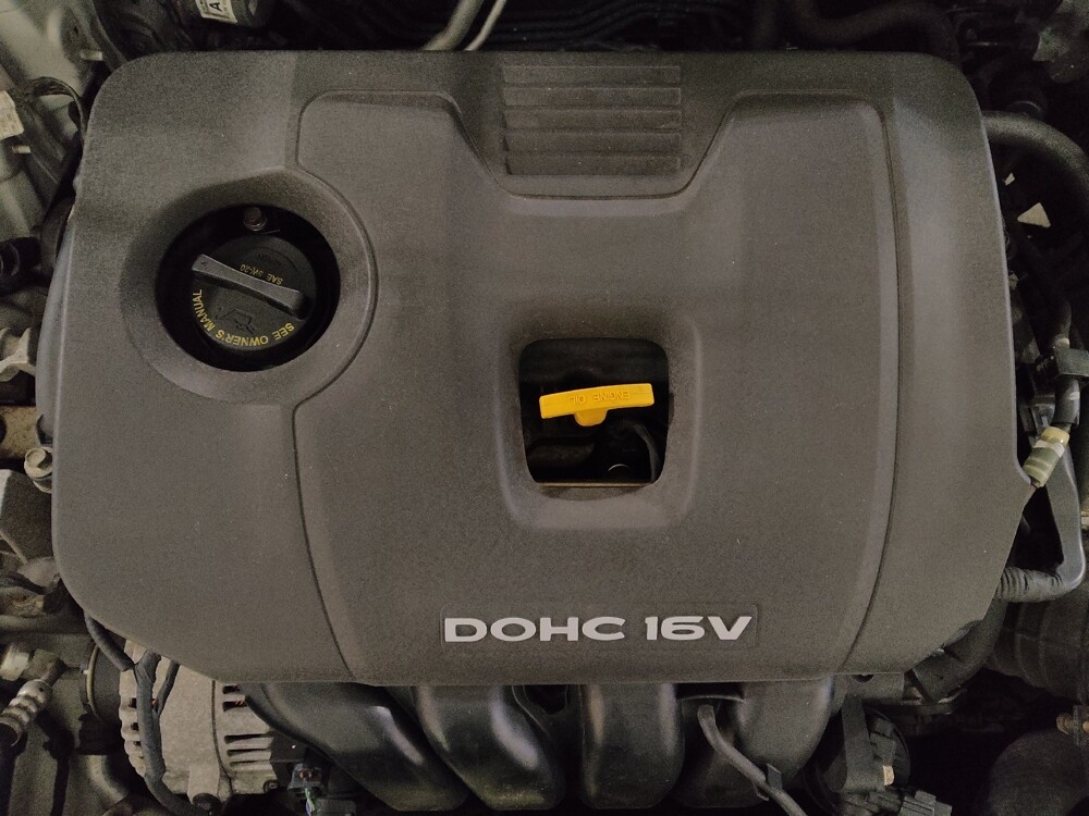 2017 Hyundai Elantra in Orlando, FL 32808 - 18119422 30