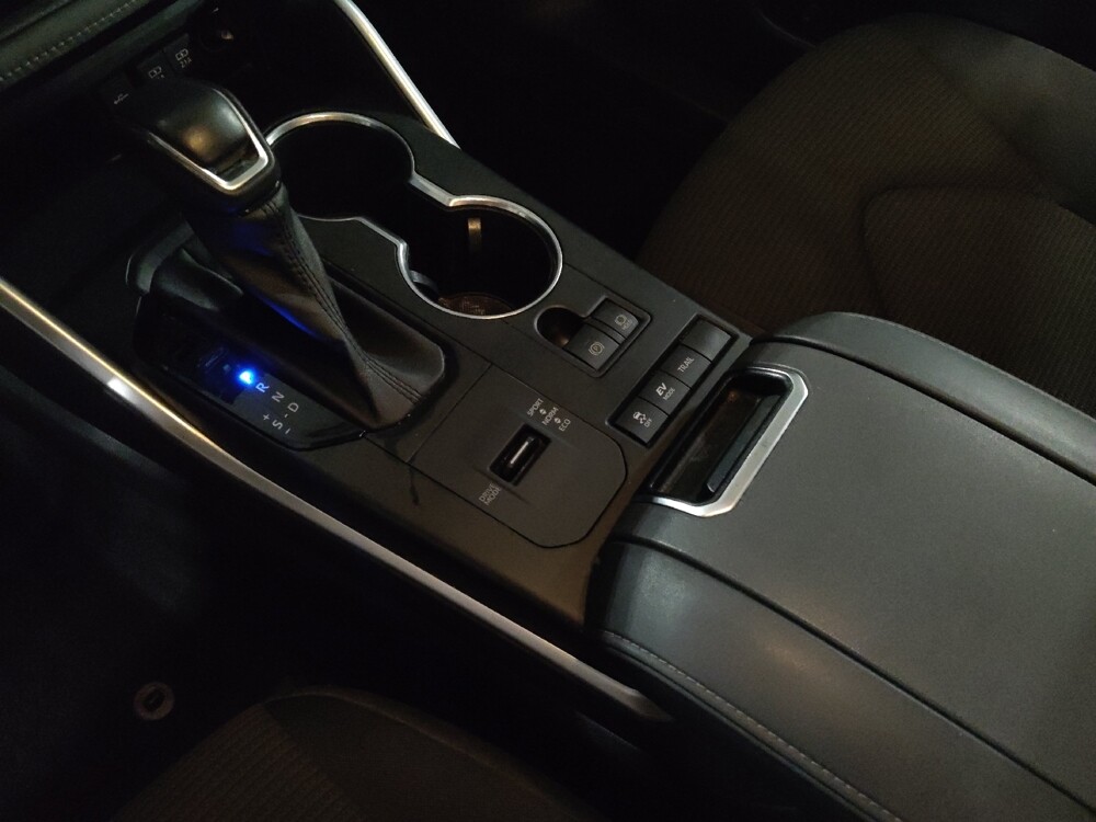 2020 Toyota Highlander in Jacksonville, FL 32210 - 18119424 26