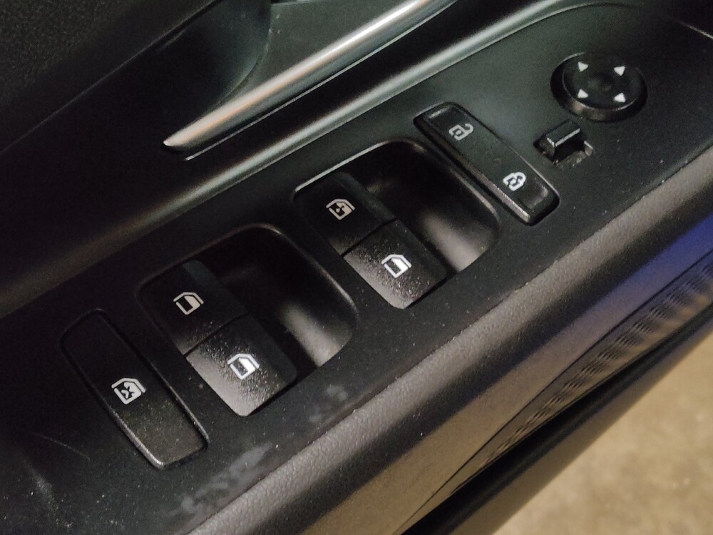 2023 Hyundai Elantra in Jacksonville, FL 32210 - 18119436 27