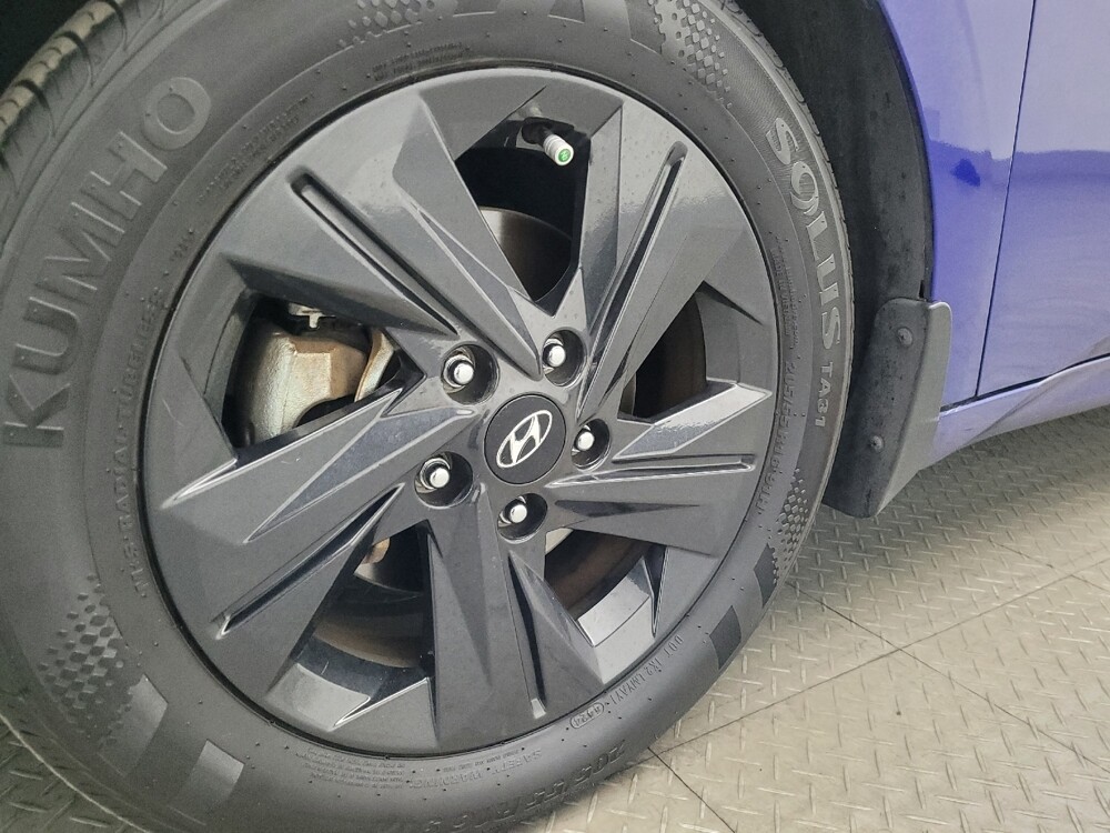 2023 Hyundai Elantra in Jacksonville, FL 32210 - 18119436 31