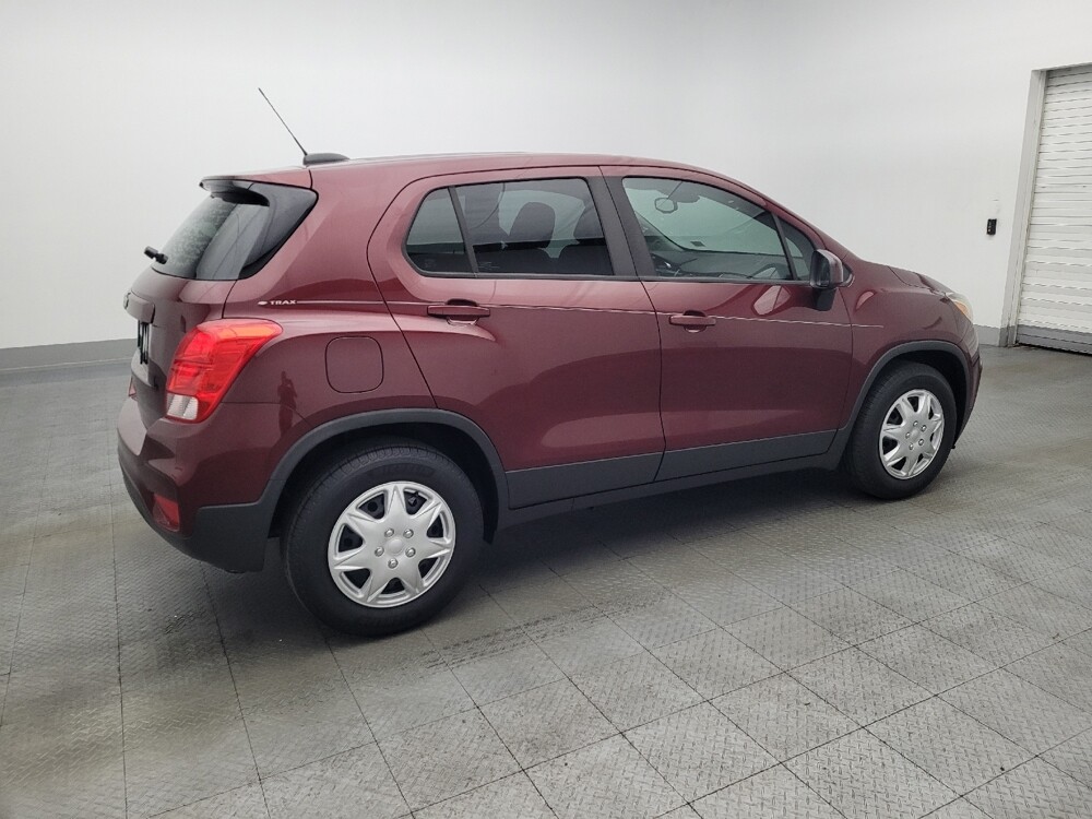 2017 Chevrolet Trax in Gainesville, FL 32609 - 18119438 10