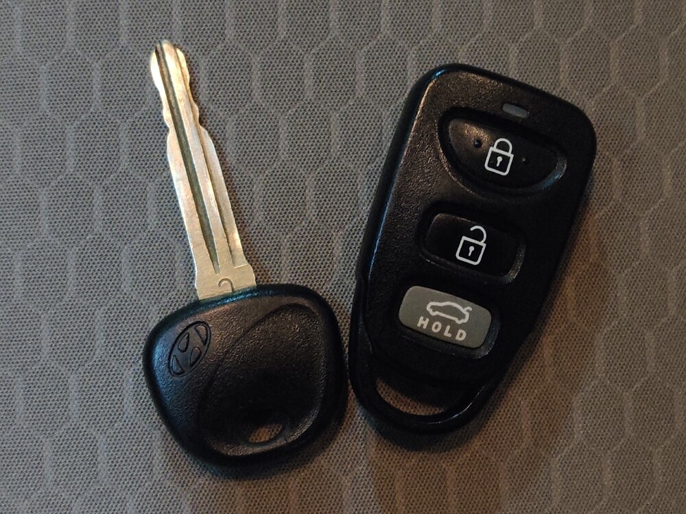 2019 Hyundai Elantra in Macon, GA 31210 - 18119440 32