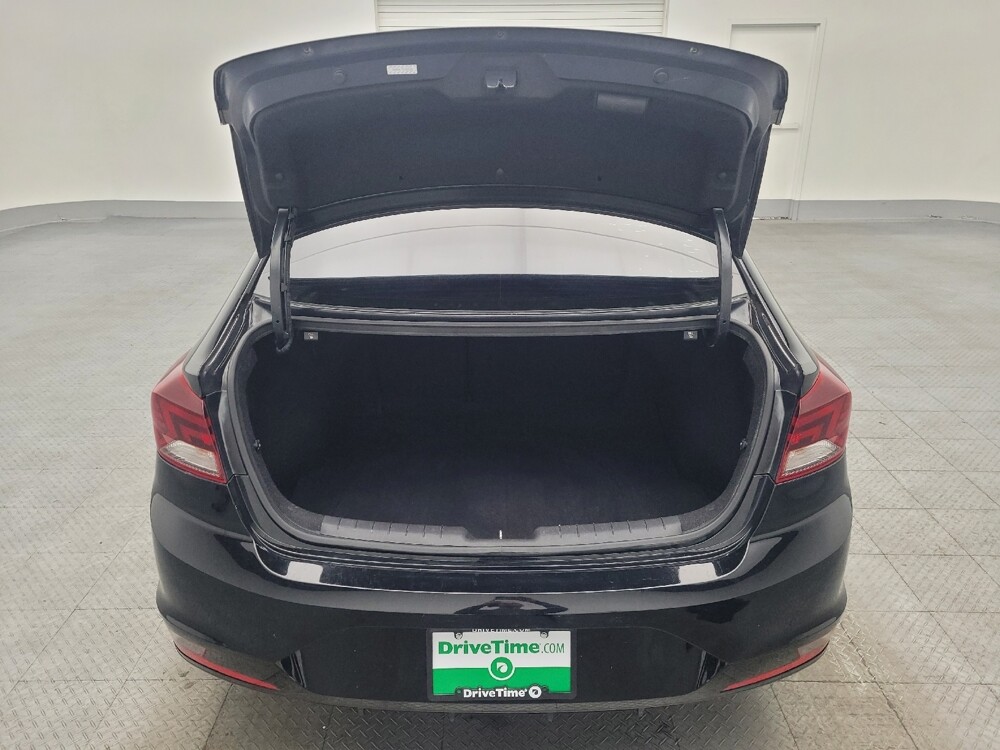 2019 Hyundai Elantra in Macon, GA 31210 - 18119440 29