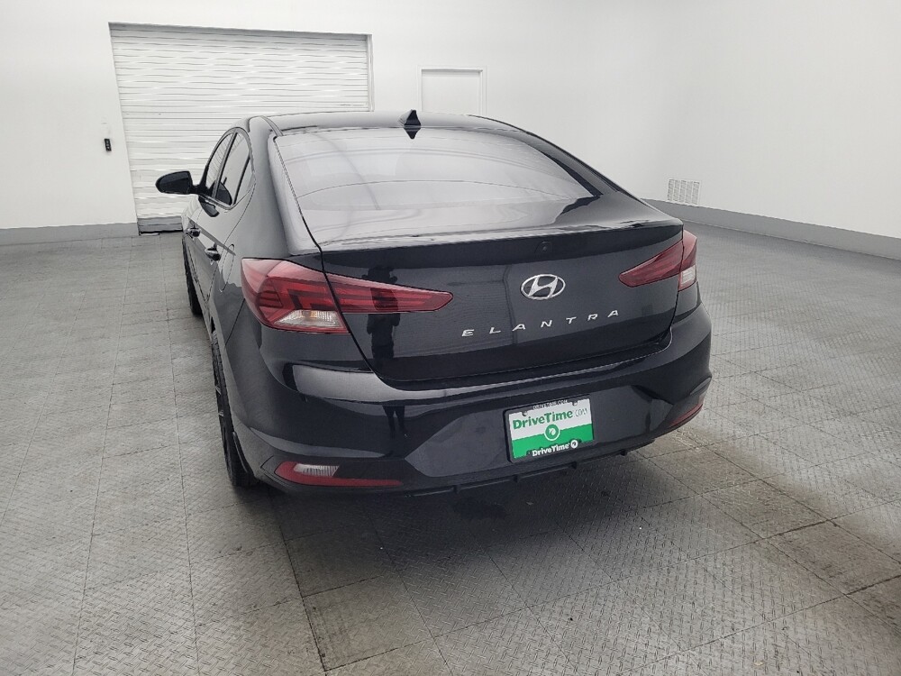 2019 Hyundai Elantra in Macon, GA 31210 - 18119440 6