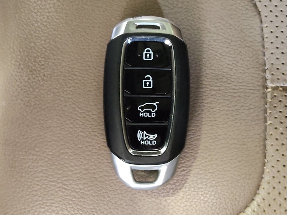 2020 Hyundai Santa Fe in Gainesville, FL 32609 - 18119443 32