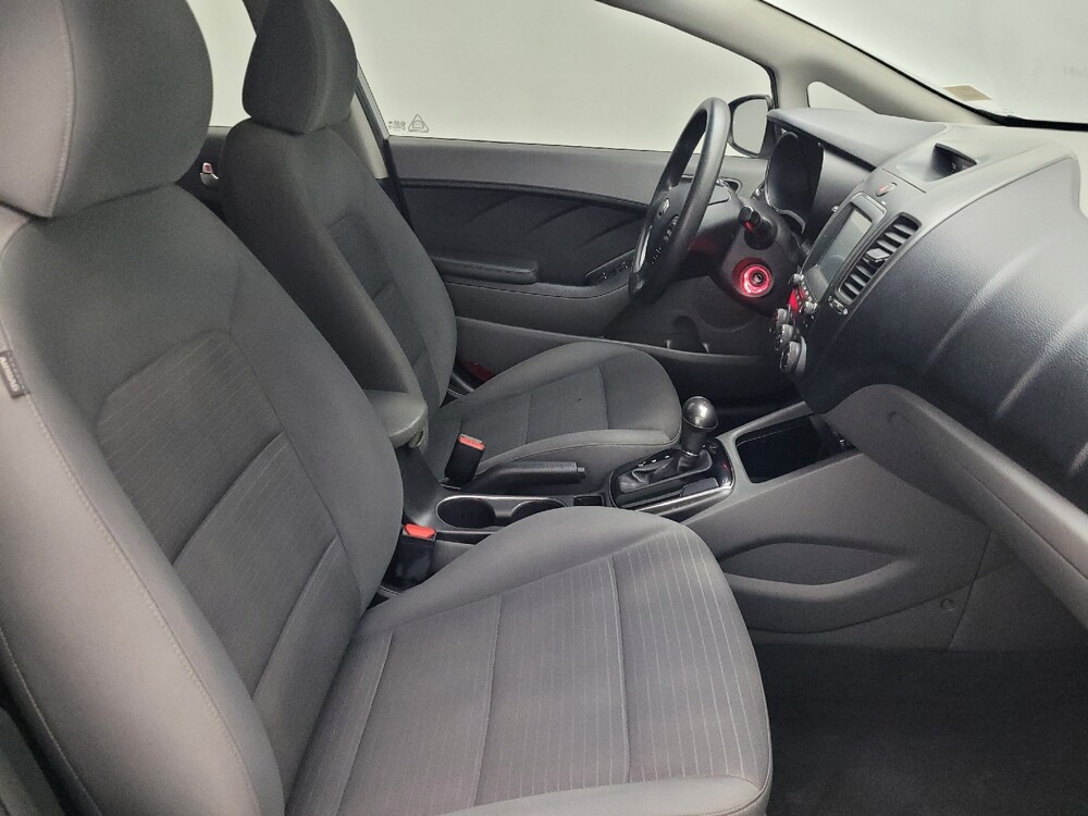 2018 Kia Forte in Pensacola, FL 32505 - 18119446 21