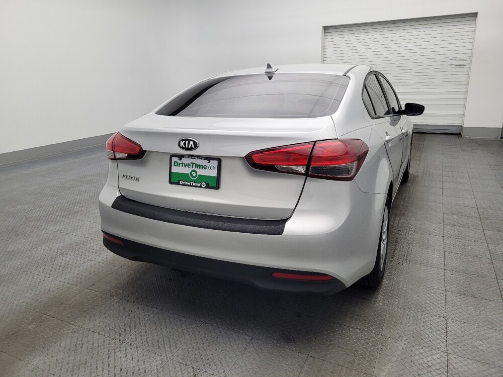 2018 Kia Forte in Pensacola, FL 32505 - 18119446 7