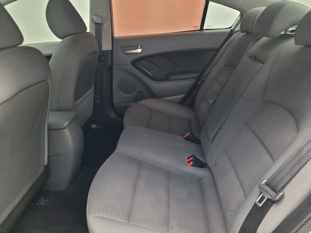 2018 Kia Forte in Pensacola, FL 32505 - 18119446 18