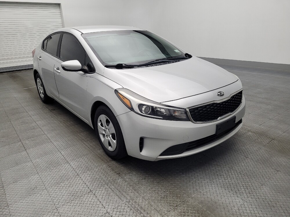 2018 Kia Forte in Pensacola, FL 32505 - 18119446 13