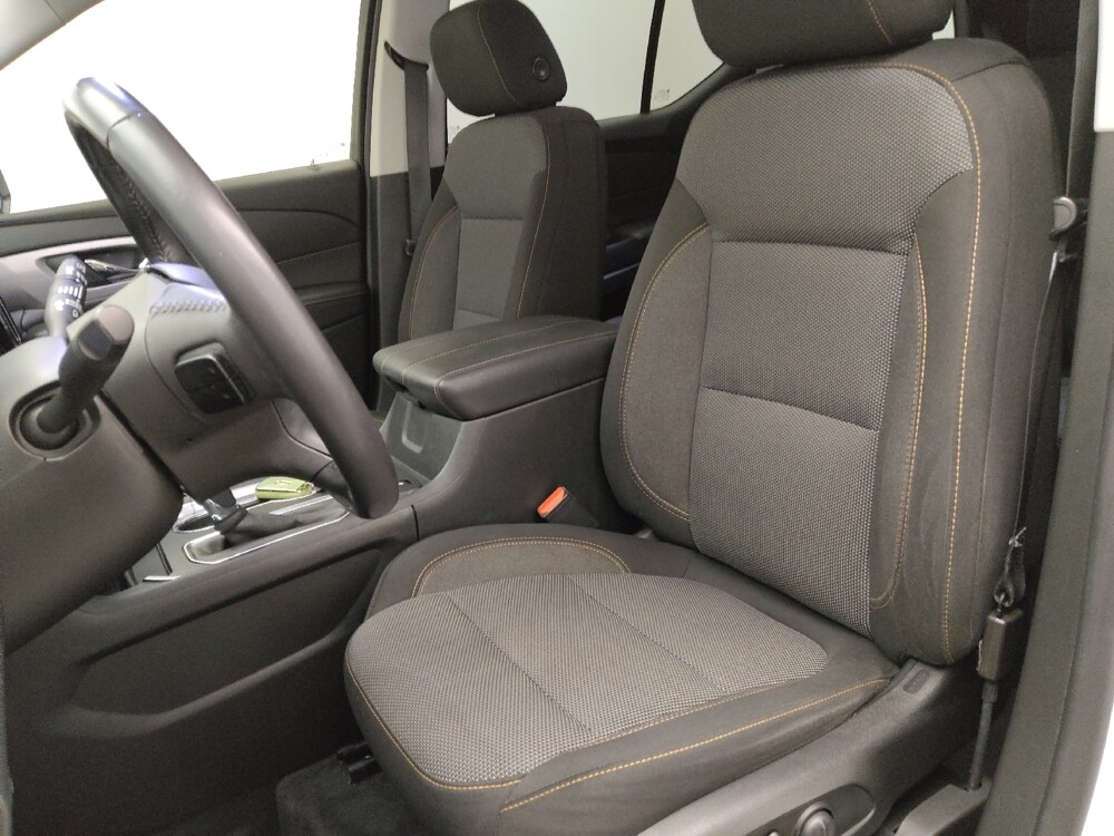 2019 Chevrolet Traverse in Gainesville, FL 32609 - 18119449 17