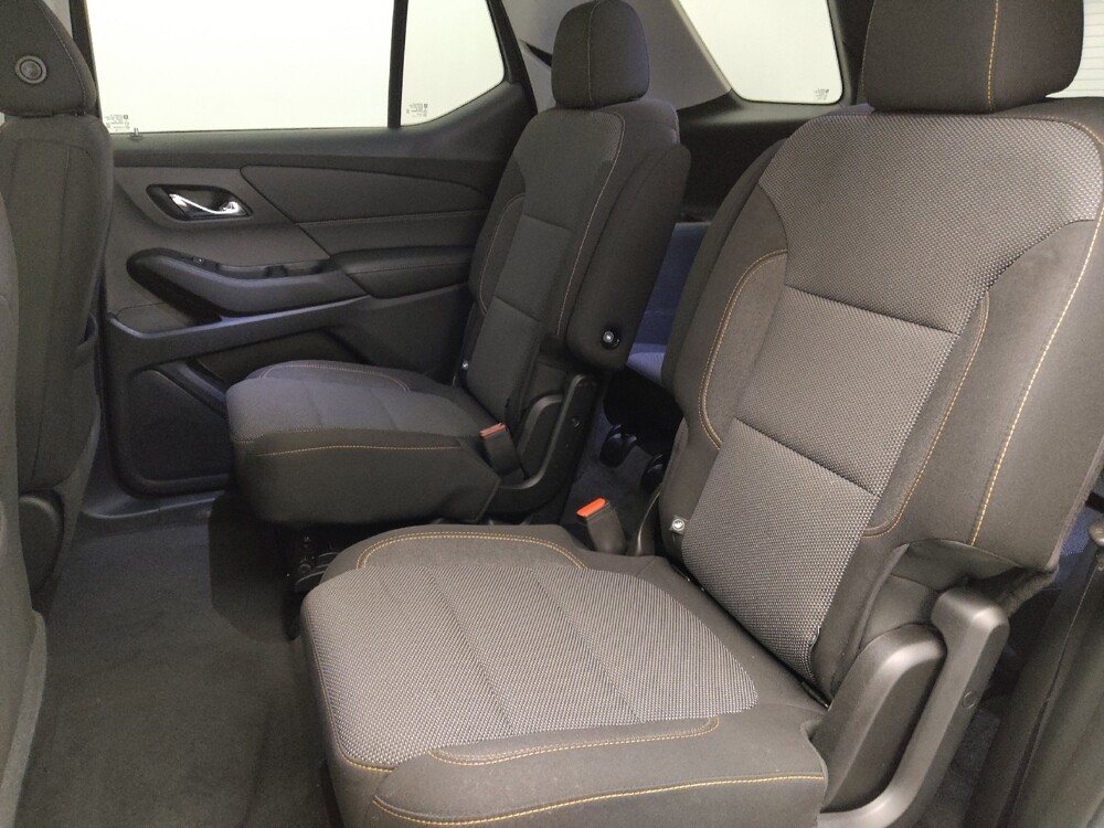 2019 Chevrolet Traverse in Gainesville, FL 32609 - 18119449 18