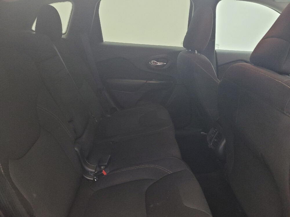 2016 Jeep Cherokee in Charleston, SC 29414 - 18119458 19