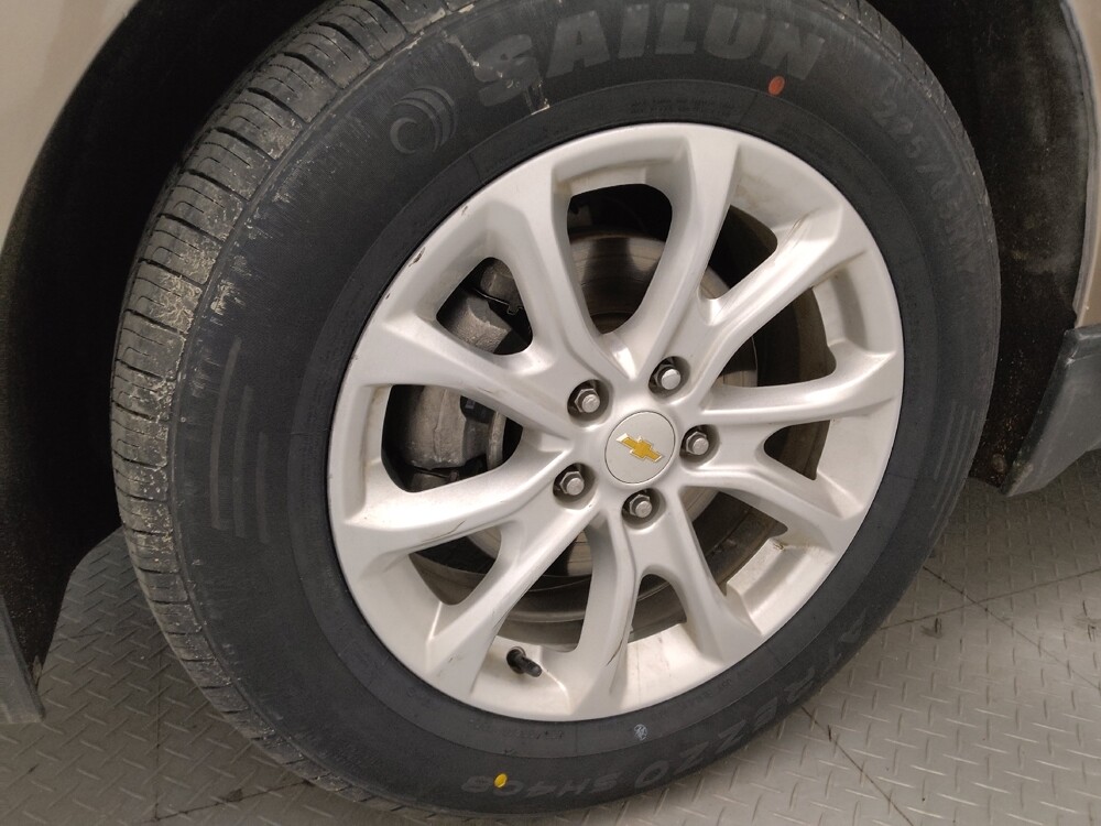 2018 Chevrolet Equinox in Greenville, NC 27834 - 18119469 31