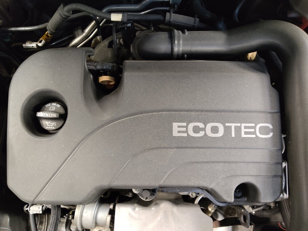 2018 Chevrolet Equinox in Greenville, NC 27834 - 18119469 30