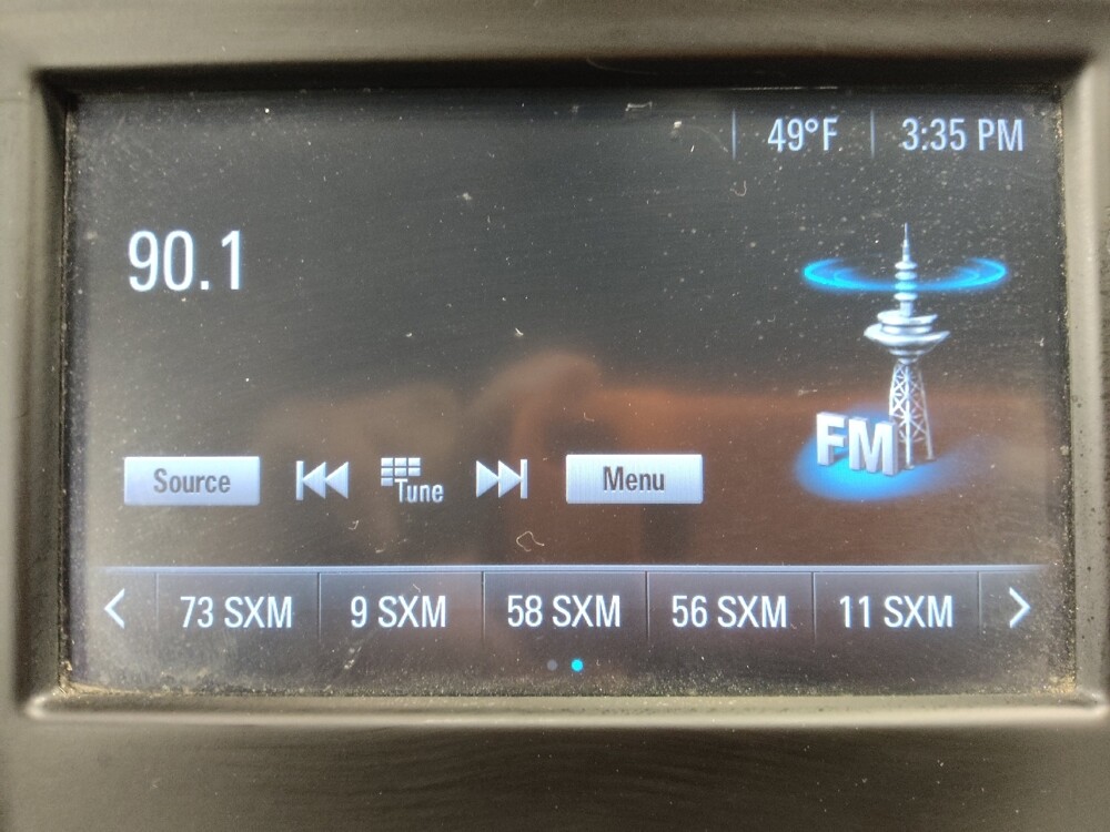 2018 Chevrolet Equinox in Greenville, NC 27834 - 18119469 25