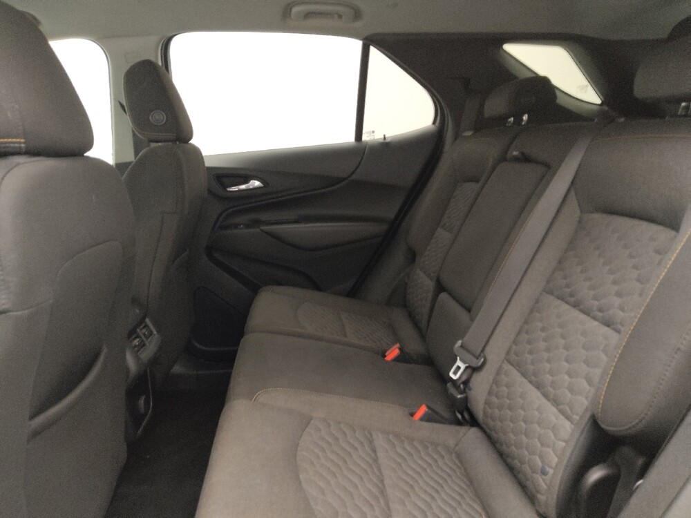 2018 Chevrolet Equinox in Greenville, NC 27834 - 18119469 18