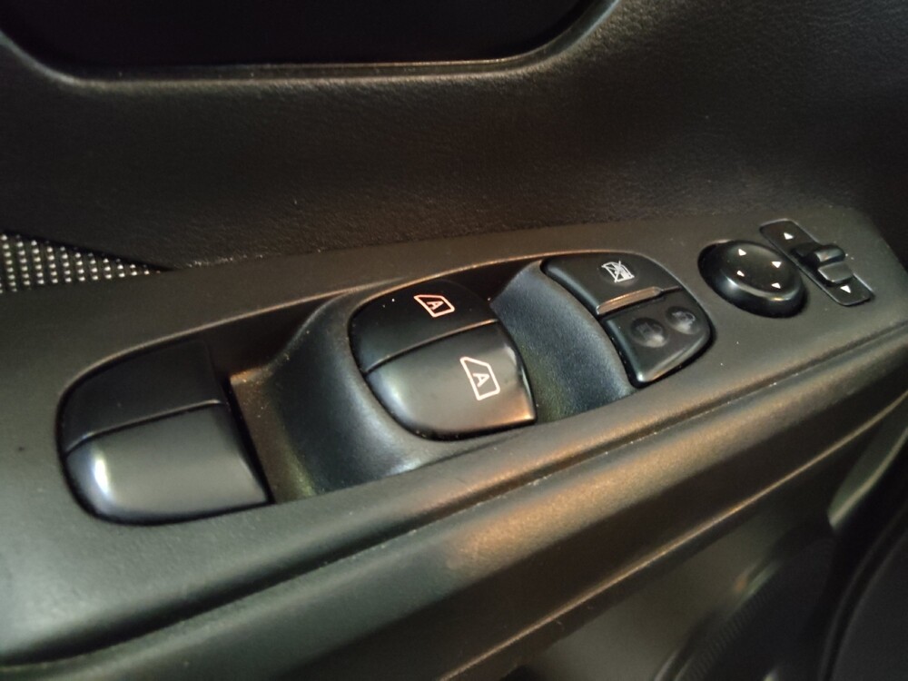 2019 Nissan Kicks in Charlotte, NC 28213 - 18119473 27