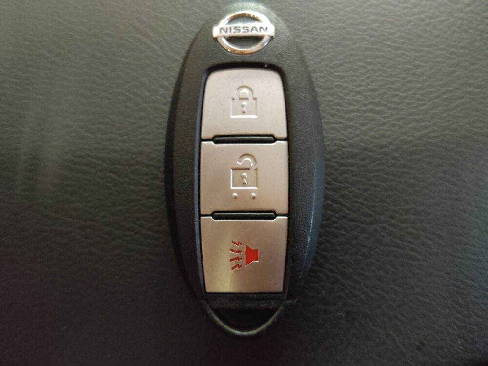 2019 Nissan Kicks in Charlotte, NC 28213 - 18119473 32