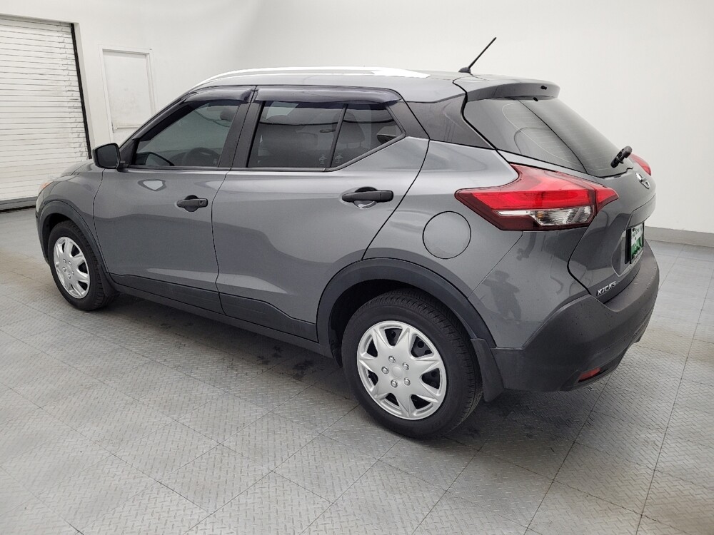 2019 Nissan Kicks in Charlotte, NC 28213 - 18119473 3