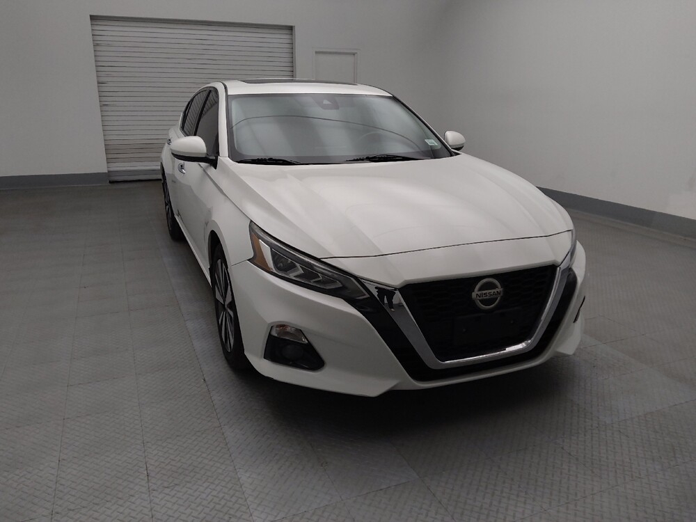 2019 Nissan Altima in Albuquerque, NM 87113 - 18119484 14
