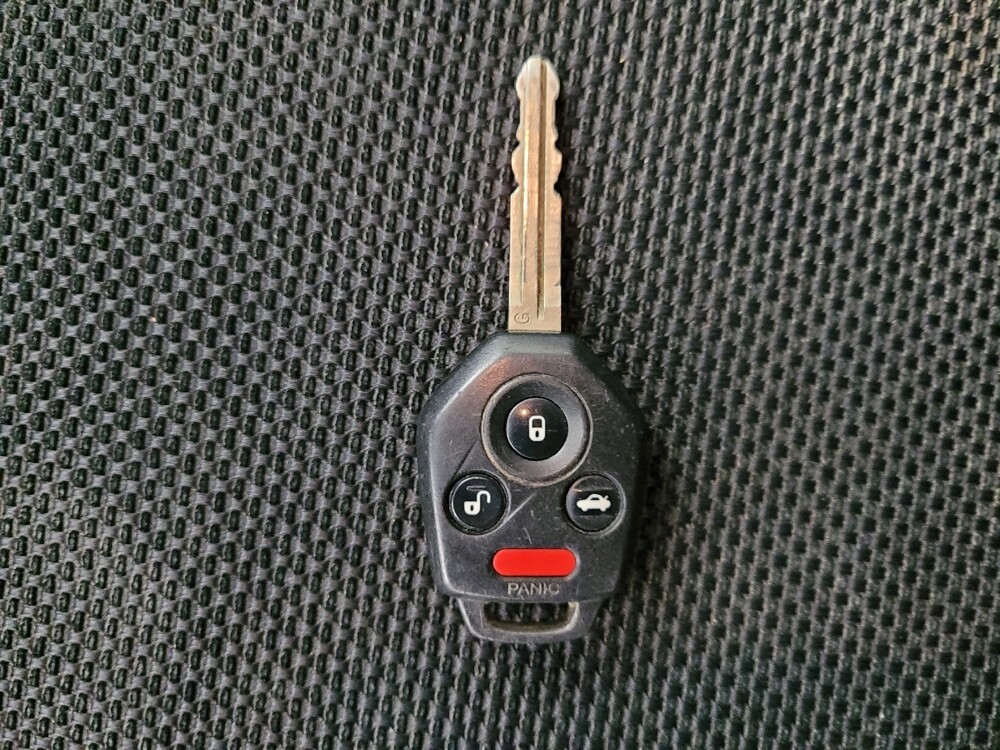 2015 Subaru XV Crosstrek in Memphis, TN 38115 - 18119491 32