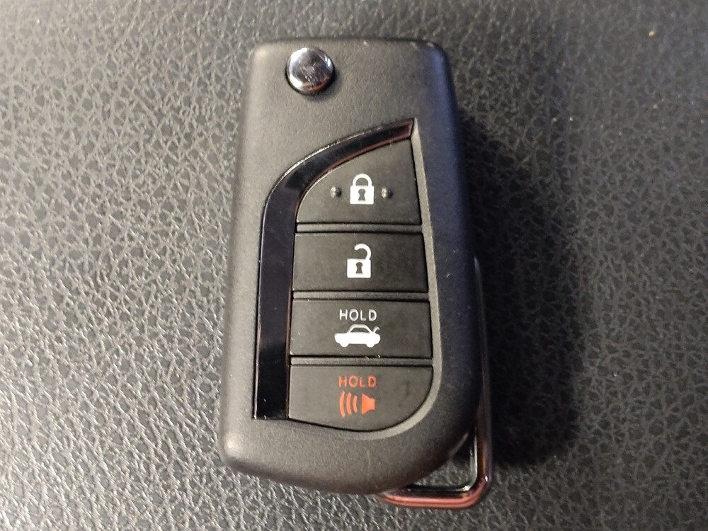 2020 Toyota Camry in Tyler, TX 75701 - 18119506 32