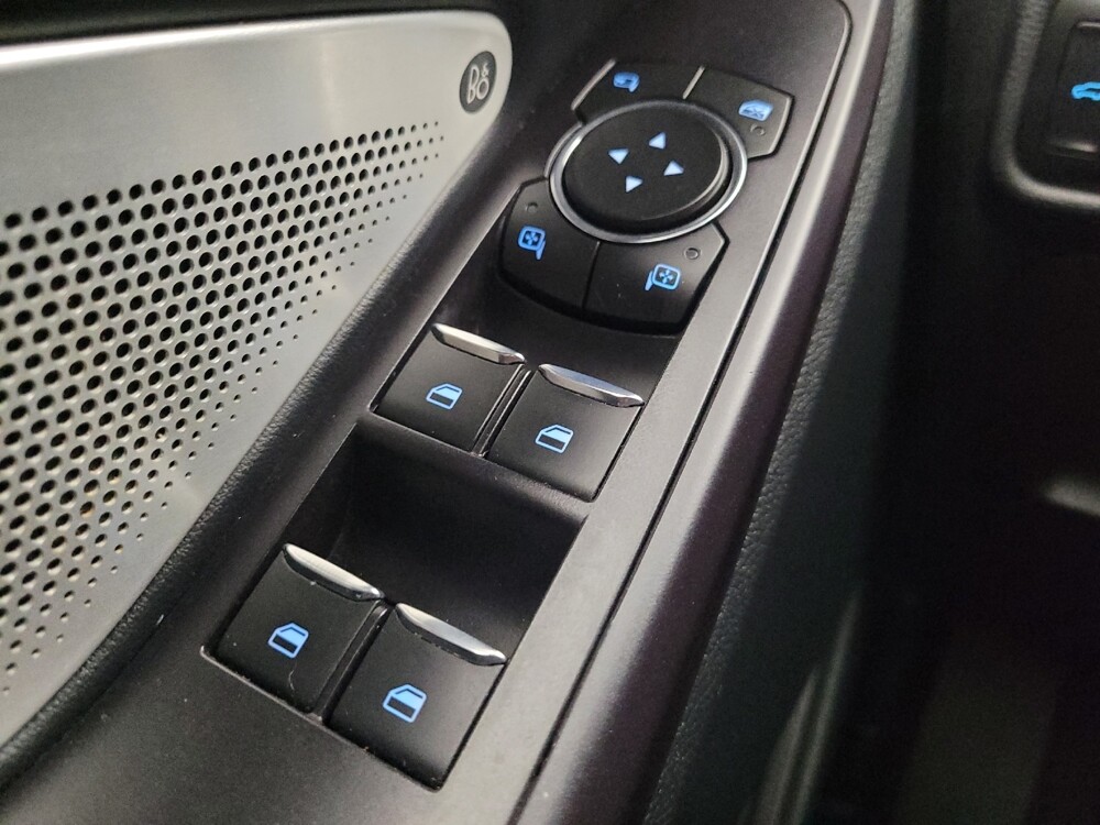 2020 Ford Explorer in Columbus, OH 43228 - 18119512 27