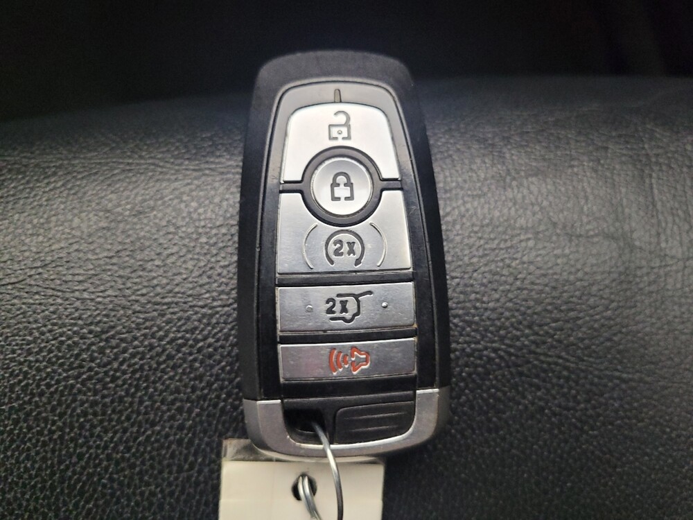 2020 Ford Explorer in Columbus, OH 43228 - 18119512 32