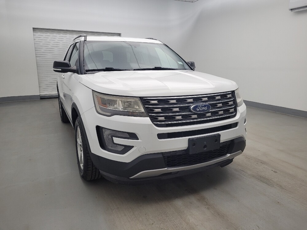 2017 Ford Explorer in Columbus, OH 43228 - 18119513 14