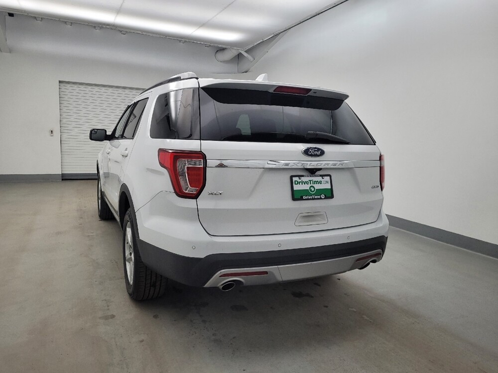 2017 Ford Explorer in Columbus, OH 43228 - 18119513 6