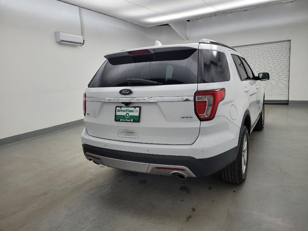 2017 Ford Explorer in Columbus, OH 43228 - 18119513 7