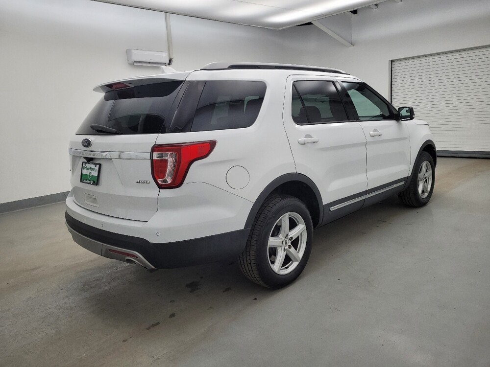 2017 Ford Explorer in Columbus, OH 43228 - 18119513 10