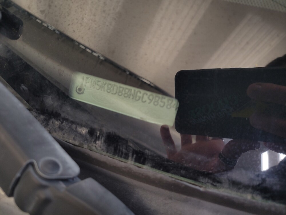 2017 Ford Explorer in Columbus, OH 43228 - 18119513 33