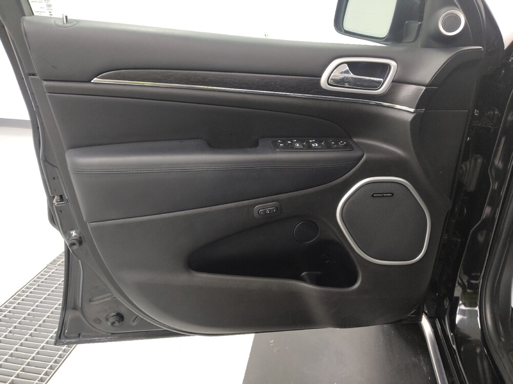 2018 Jeep Grand Cherokee in St. Louis, MO 63125 - 18119516 27