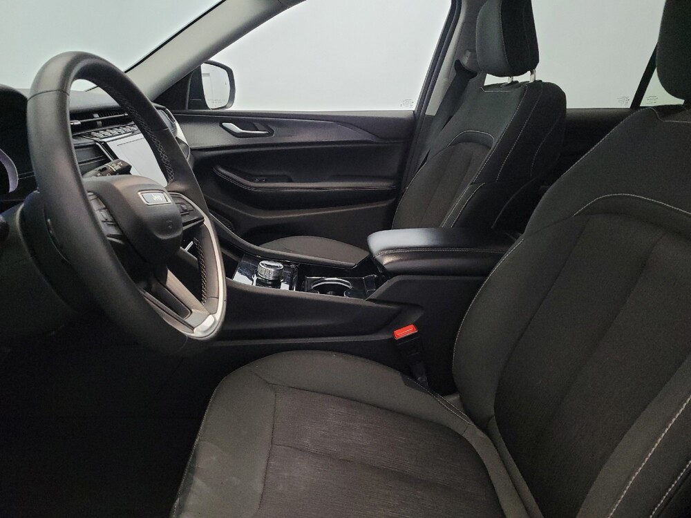 2023 Jeep Grand Cherokee in New Castle, DE 19720 - 18119520 17