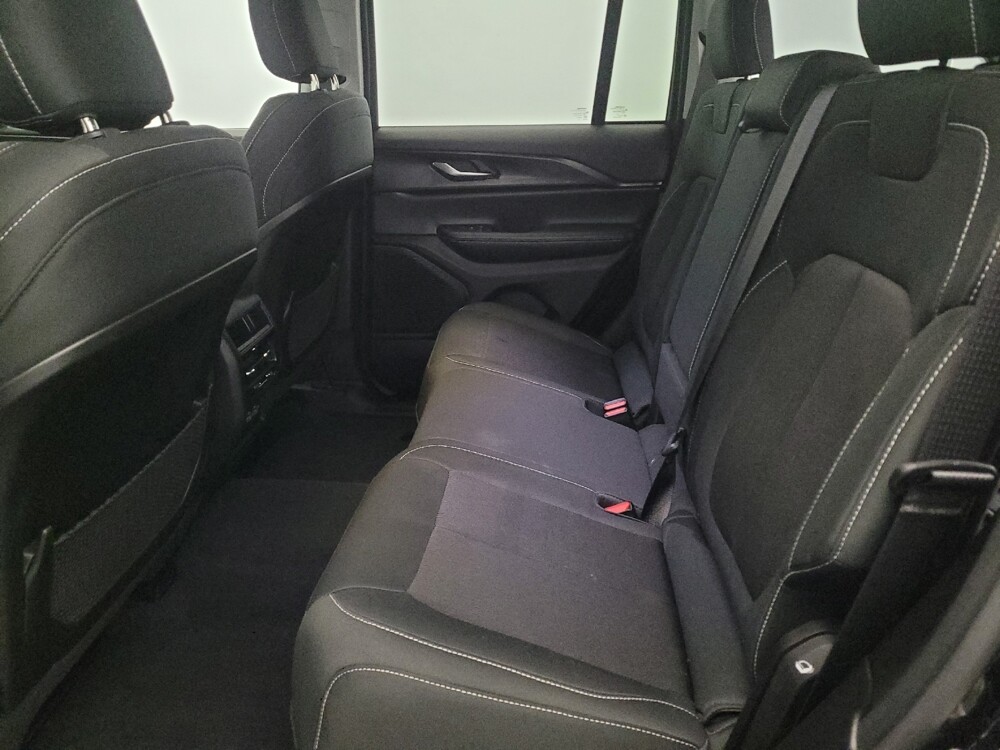 2023 Jeep Grand Cherokee in New Castle, DE 19720 - 18119520 18